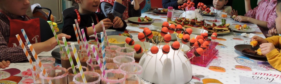 Atelier petits cuistots à Portraits de Familles Saint denis de Pile